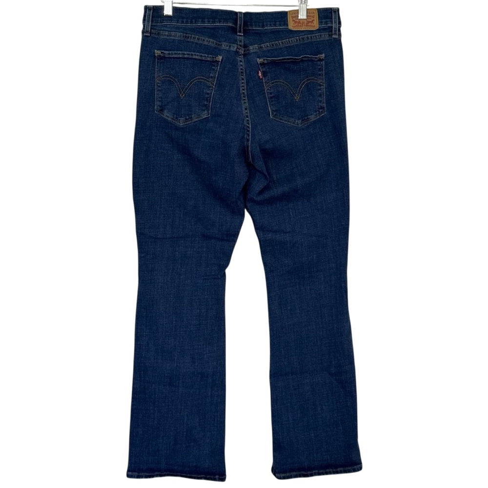 Levi’s Classic Bootcut Denim Jeans Women’s Size 12 Classic Relaxed Fit Western - Picture 2 of 9